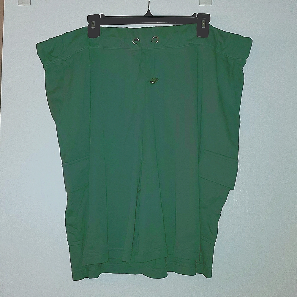 Woman Within Woman's pull on cargo shorts
